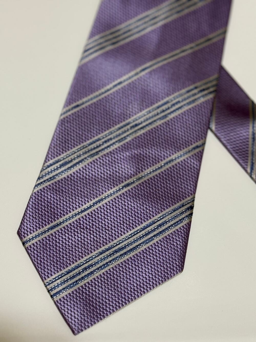 Vintage Metropolitan View 90's Men's Necktie - Tie - Purple Gray Stripe